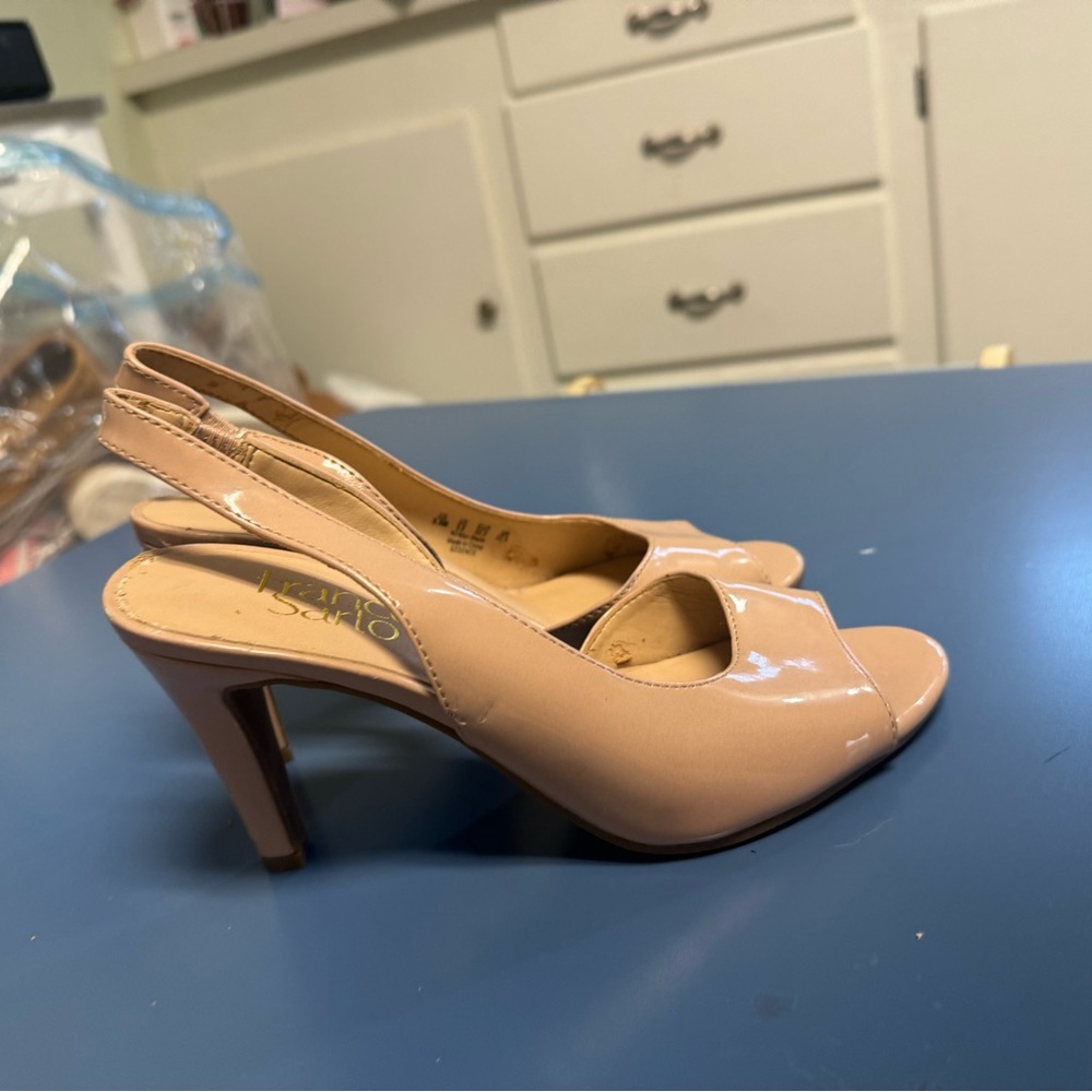 Women's Nude Slingback Heels